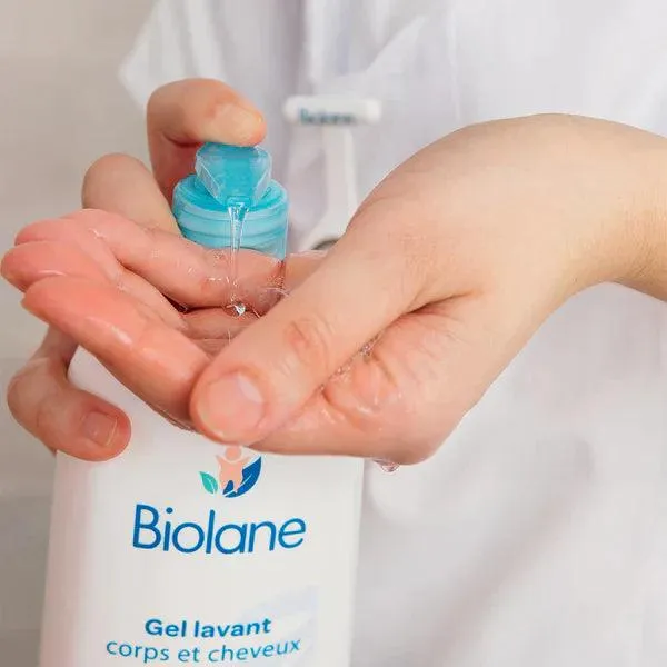 Biolane 2 in 1 Body and Hair Cleanser (Gel Lavant) 350ml