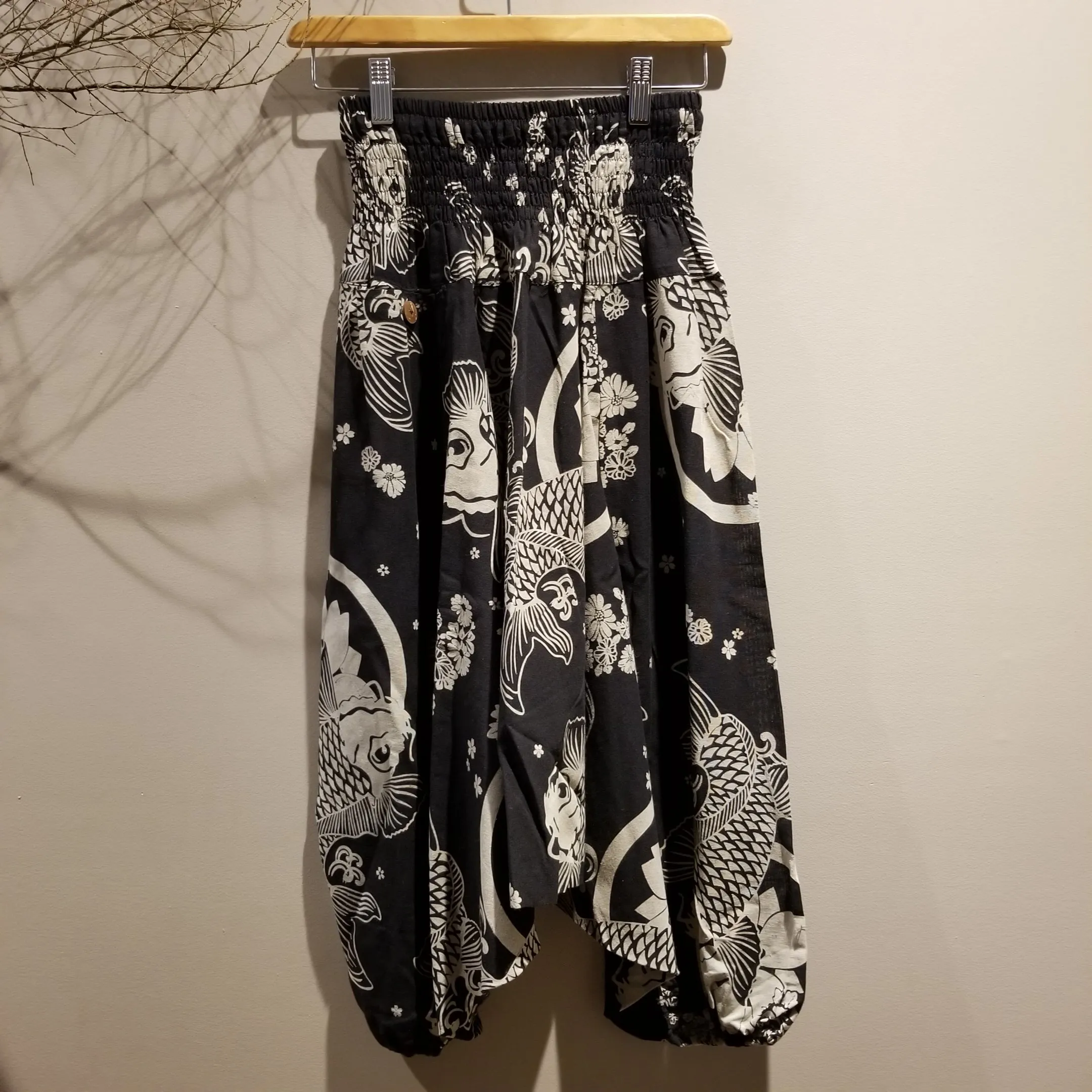 Black Koi Print Short Harem Pants