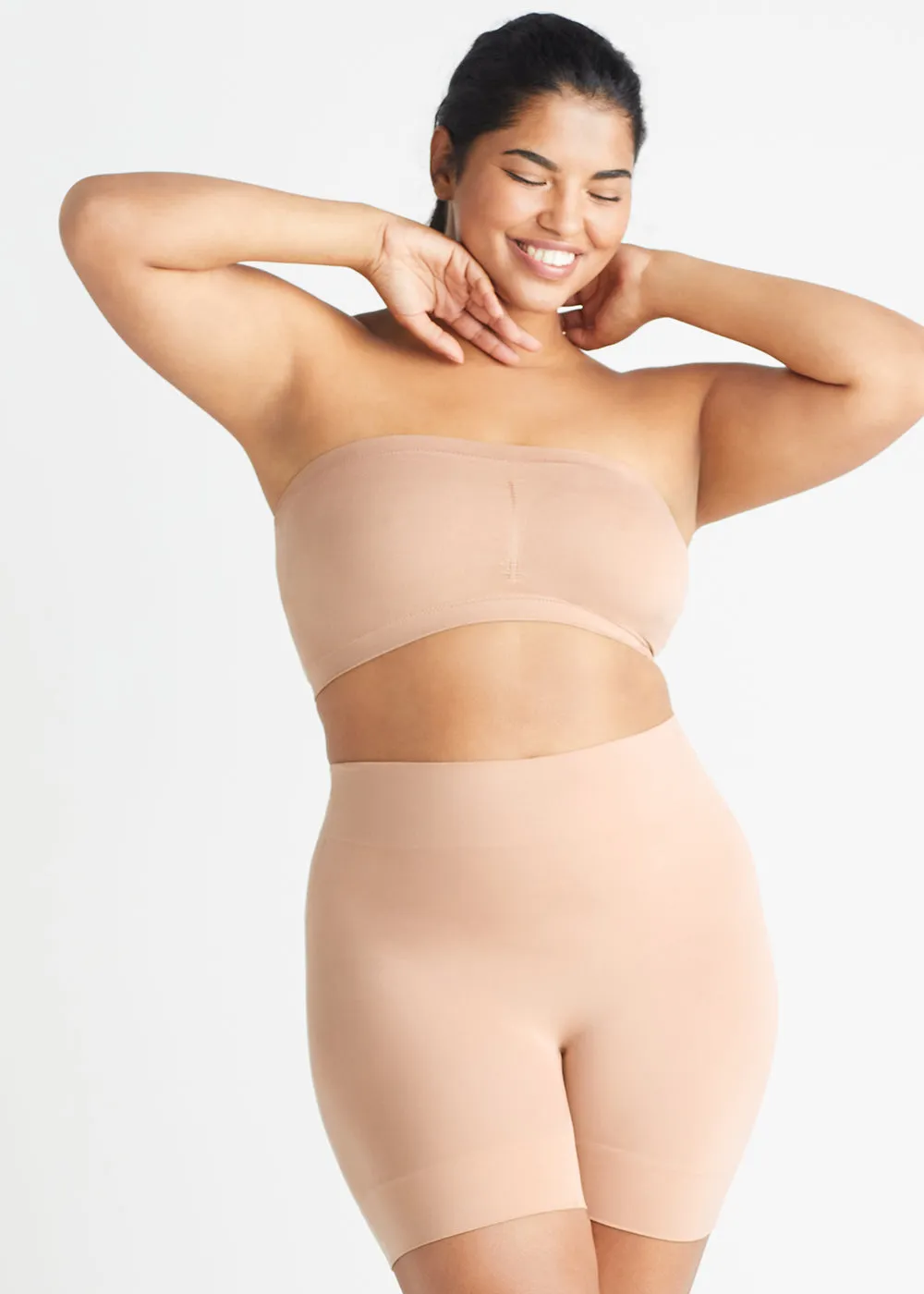 Bria Comfortably Curved Smoothing Short - Seamless