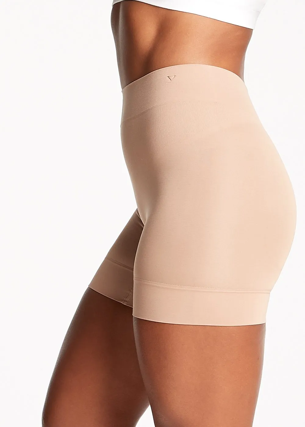 Bria Comfortably Curved Smoothing Short - Seamless