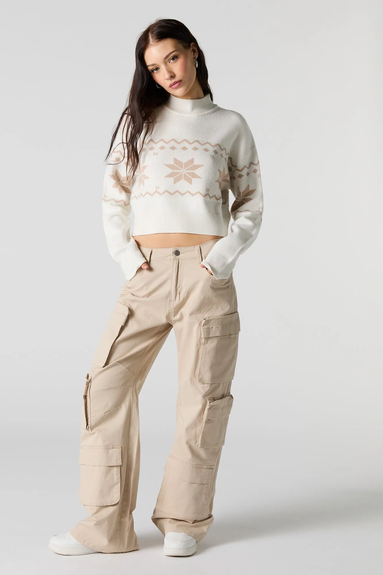 Chandail en tricot de jacquard avec col cheminée