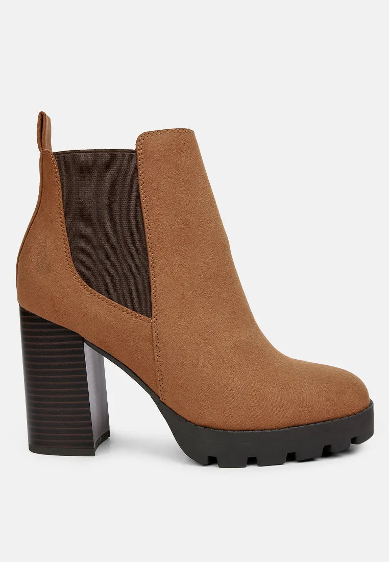 Sonia Block Heeled Chelsea Boots