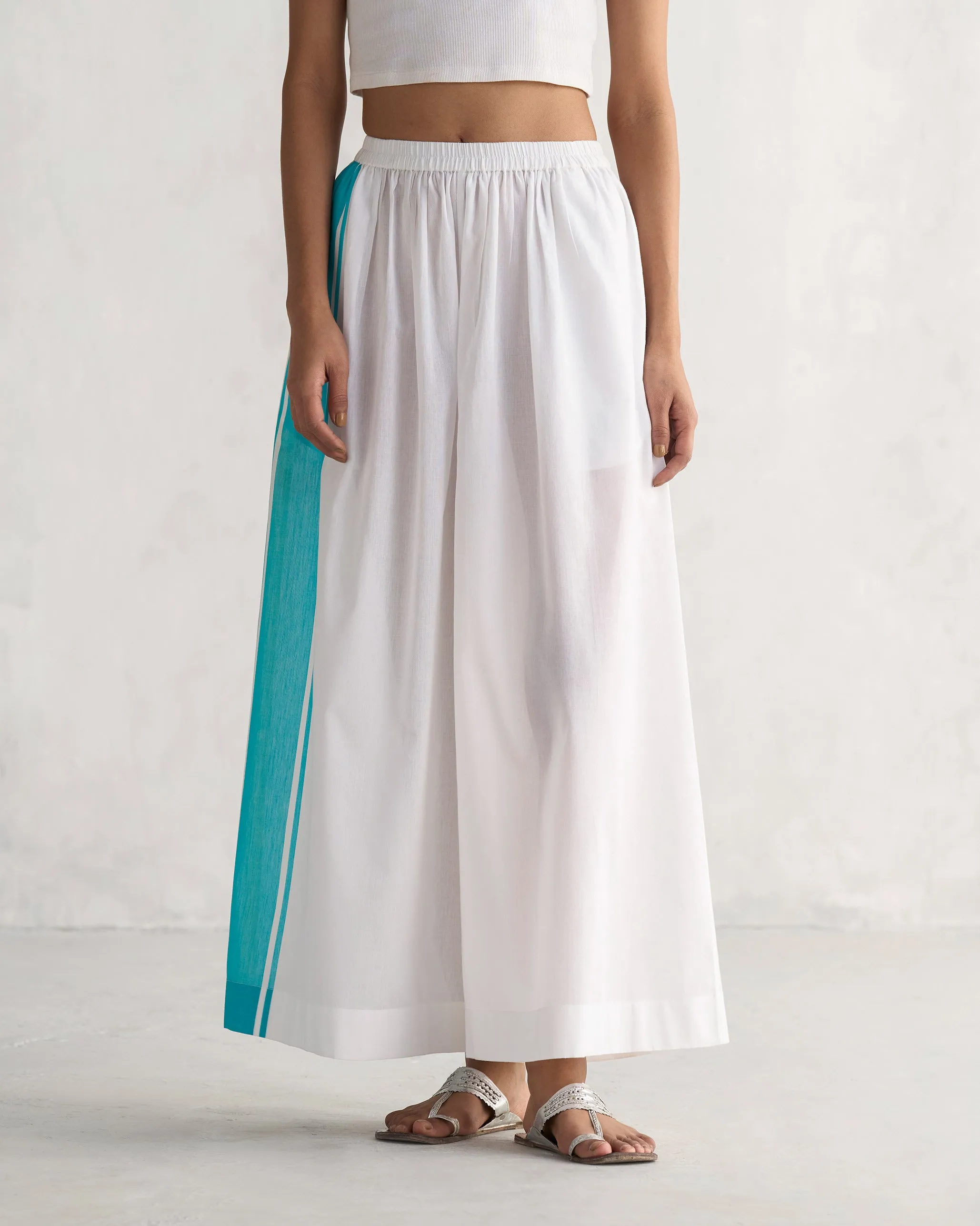 Soto Flared Pants - White